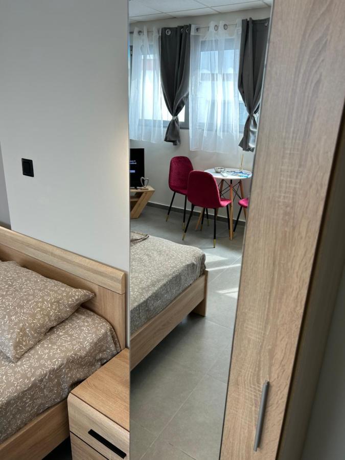 Debbies Rooms 8 سالونيك المظهر الخارجي الصورة